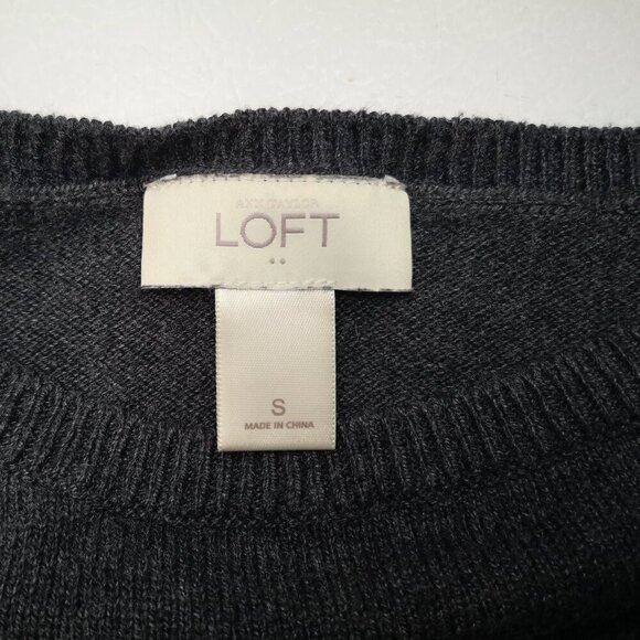 2 / $30.00 Ann Taylor Loft Factory Ladies Size Small Dk Grey Lightweight Sweater - Picture 3 of 8